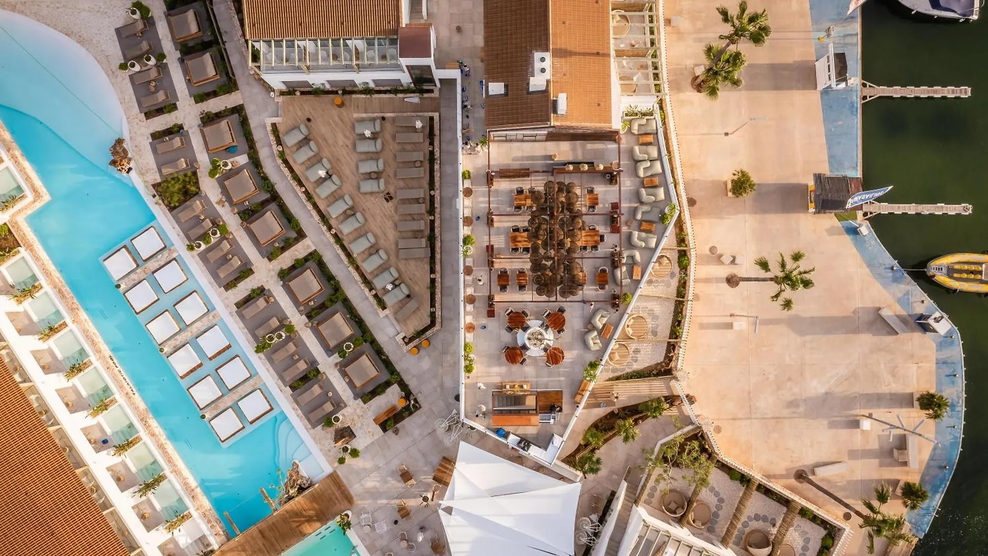 Lago Resort Menorca - Suites Del Lago Adults Only Cala'N Bosch  Cala'N Bosch (Menorca)